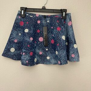 West 36th Dot Skirt Size Small NWT